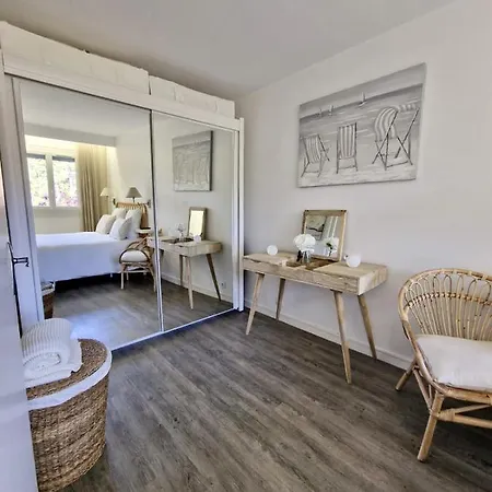 Apartment 2 Pieces A Deux Pas De La *