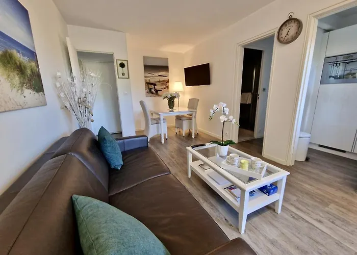 Appartement 2 Pièces à Deux Pas De La Cabourg