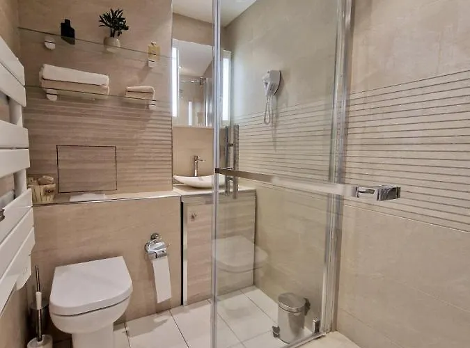 2 Pièces à Deux Pas De La Appartement *